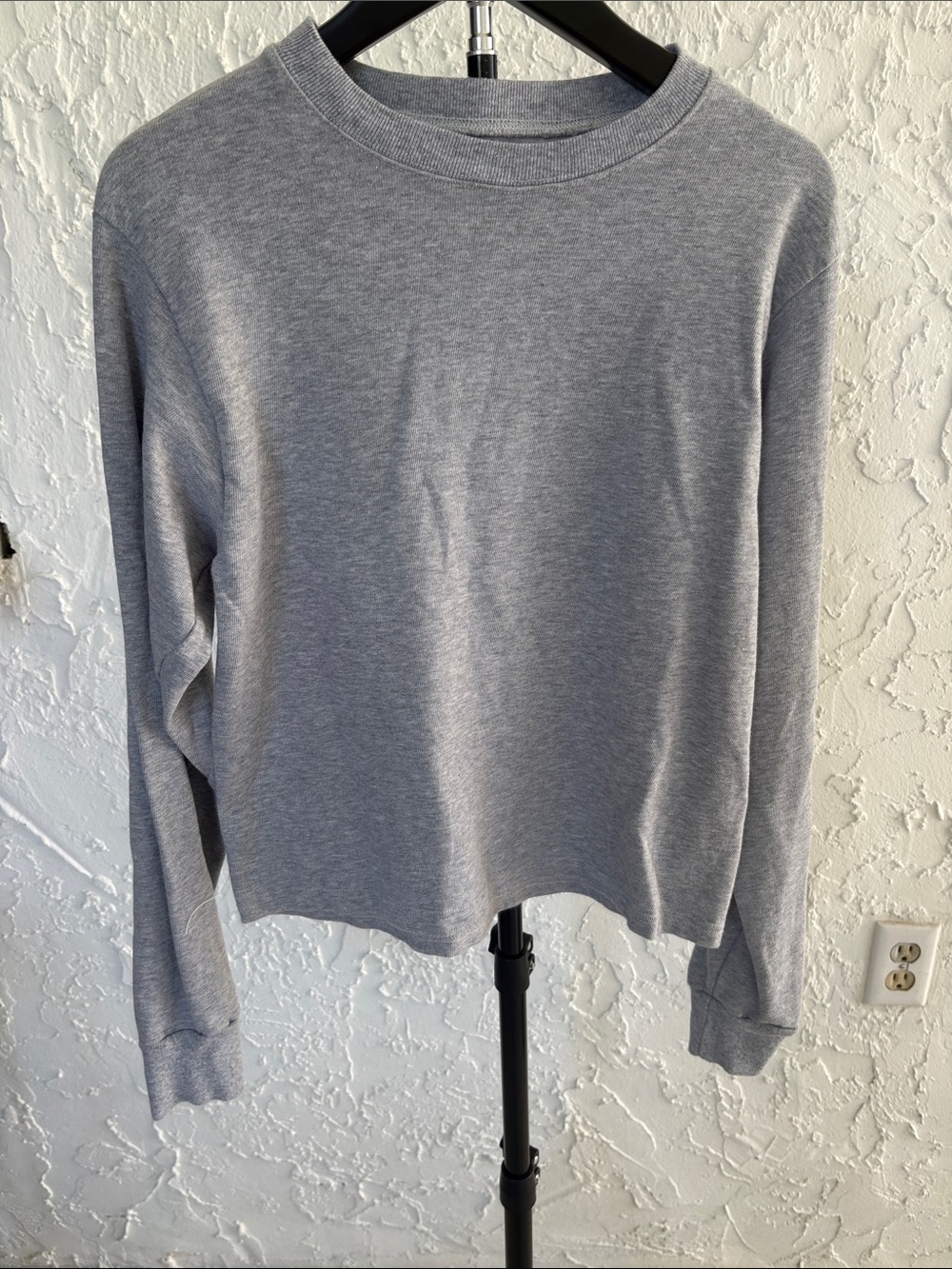 Brandy Melville Light Gray Crewneck Sweatshirt